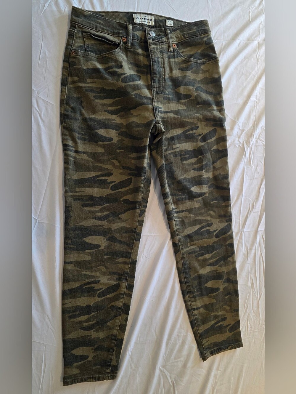 Lucky Brand Men's Camo Chinos in Olive and Dark Green